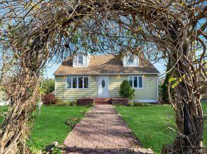 3 Hazel Road, Rocky Point NY 11778