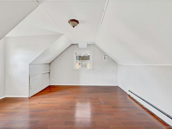 3 Hazel Road, Rocky Point NY 11778