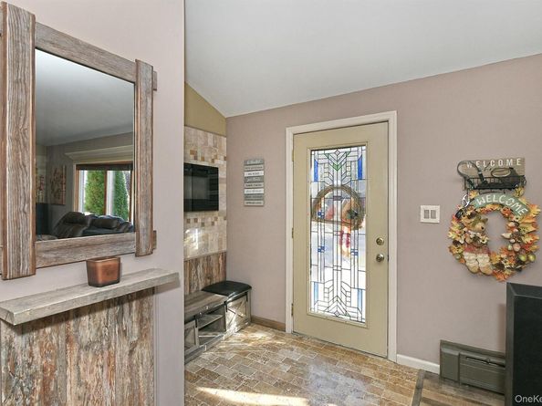 150 Hallock Landing Road, Rocky Point NY 11778