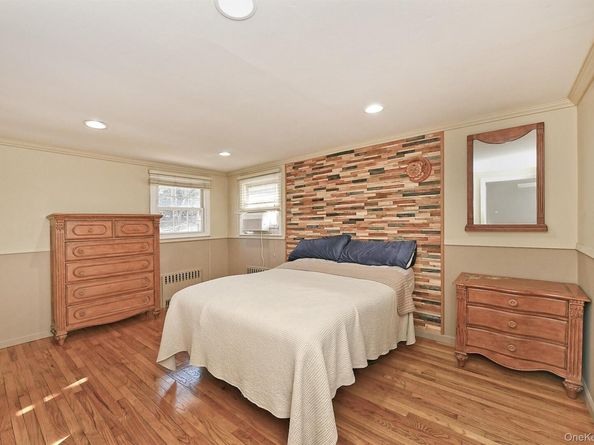 150 Hallock Landing Road, Rocky Point NY 11778