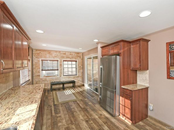 150 Hallock Landing Road, Rocky Point NY 11778