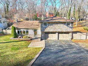 150 Hallock Landing Road, Rocky Point NY 11778