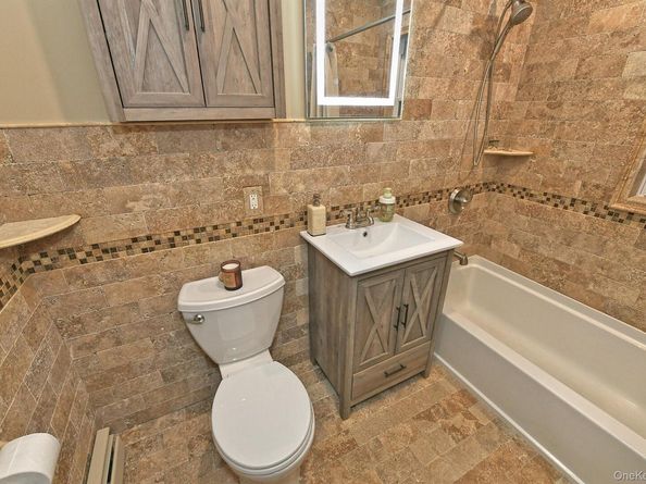 150 Hallock Landing Road, Rocky Point NY 11778