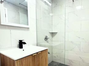 5762 79th Street, Middle Village NY 11379