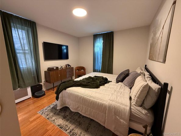 34-58 90th St M2, Jackson Heights NY 11372