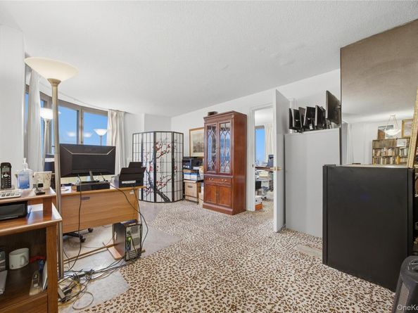 330 E 38th Street 44I, New York (Manhattan) NY 10016