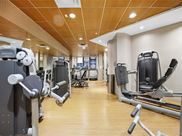 330 E 38th Street 44I, New York (Manhattan) NY 10016