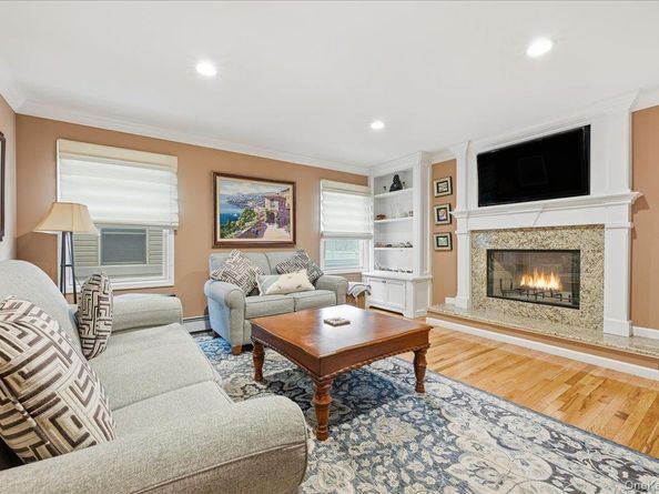 2202 Beech Street, Wantagh NY 11793