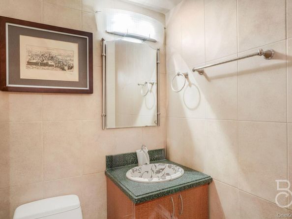 33-47 14th Street 6C, Astoria NY 11106