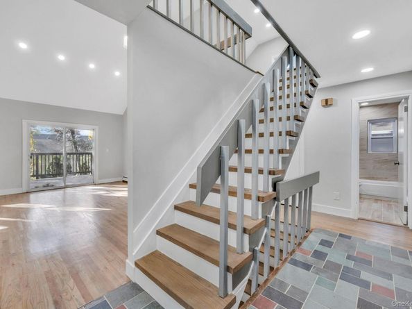 28 Sanford Street, South Huntington NY 11746