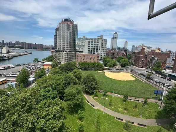 570 Wythe Avenue 6A, Brooklyn NY 11249