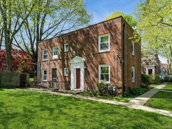 149-32 Union Turnpike 24A, Briarwood NY 11435