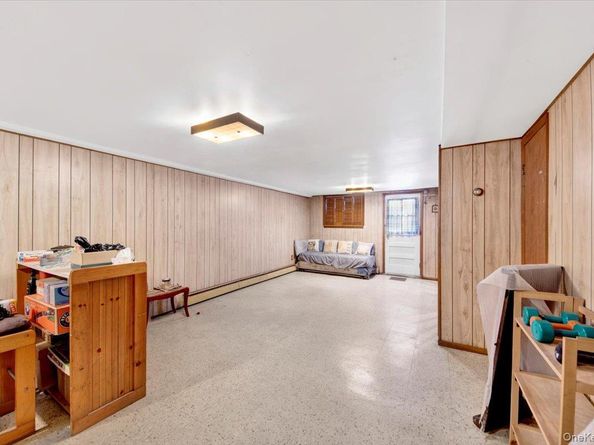 733 Rhinelander Avenue, Bronx NY 10462