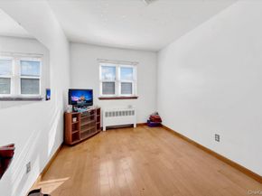 733 Rhinelander Avenue, Bronx NY 10462