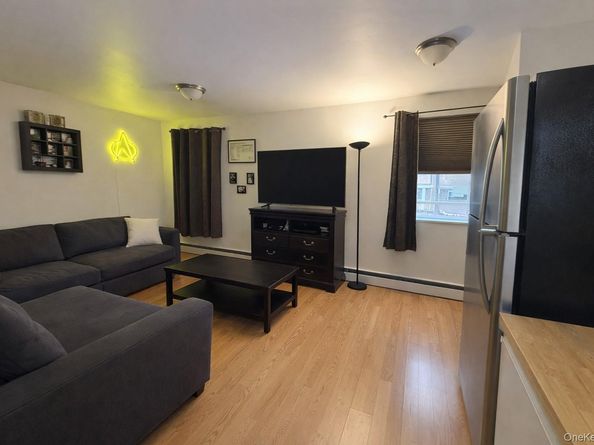 536 Throgs Neck Expressway, Bronx NY 10465