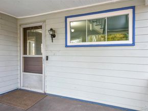 8 The Serpentine, New Rochelle NY 10801