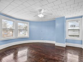 8 The Serpentine, New Rochelle NY 10801