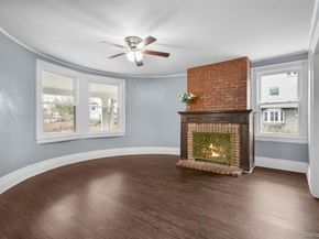 8 The Serpentine, New Rochelle NY 10801