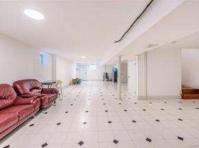 5312 199th Street, Fresh Meadows NY 11365