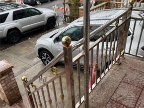 10736 109th Street, Richmond Hill NY 11419