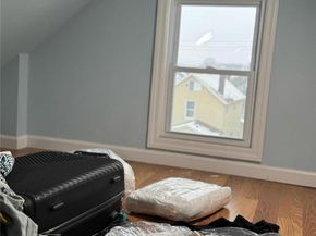 10736 109th Street, Richmond Hill NY 11419