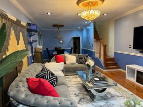 10736 109th Street, Richmond Hill NY 11419