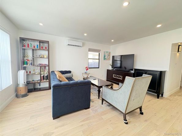 41-75 Morgan Street, Little Neck NY 11363