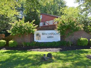 25 Glen Hollow Drive H23, Holtsville NY 11742