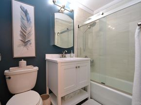 25 Glen Hollow Drive H23, Holtsville NY 11742