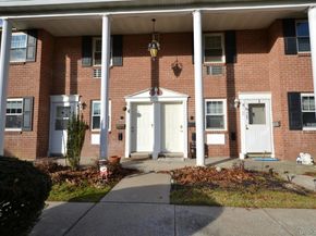 25 Glen Hollow Drive H23, Holtsville NY 11742