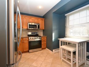 25 Glen Hollow Drive H23, Holtsville NY 11742