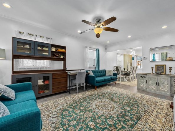 7717 85th Street, Glendale NY 11385