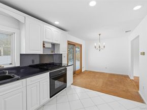 3 Saratoga Street, Commack NY 11725