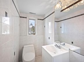 3 Saratoga Street, Commack NY 11725