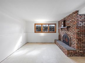 3 Saratoga Street, Commack NY 11725