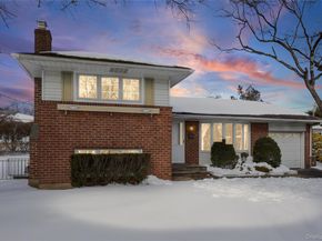 3 Saratoga Street, Commack NY 11725