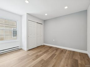 304 Kingston Court, Ridge NY 11961