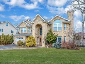 120 Waldo Street, Copiague NY 11726