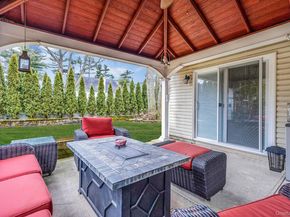 120 Waldo Street, Copiague NY 11726