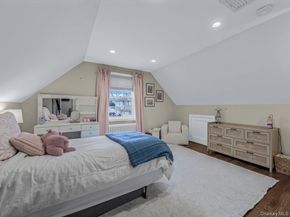 1896 Russell Street, Bellmore NY 11710