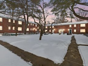 33 Fieldstone Drive G4, Hartsdale NY 10530