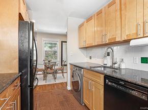 33 Fieldstone Drive G4, Hartsdale NY 10530