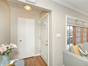 18 Vassar Lane, Hicksville NY 11801