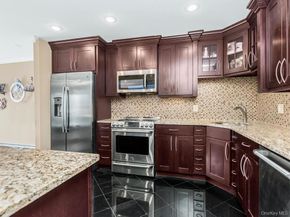 1200 Warburton Avenue 36, Yonkers NY 10701