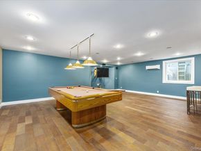 209 Windwatch Drive, Hauppauge NY 11788