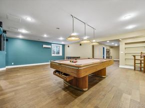 209 Windwatch Drive, Hauppauge NY 11788