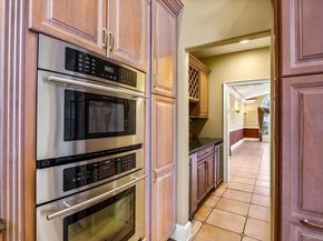 209 Windwatch Drive, Hauppauge NY 11788