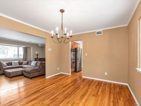 111 Cocks Lane, Locust Valley NY 11560