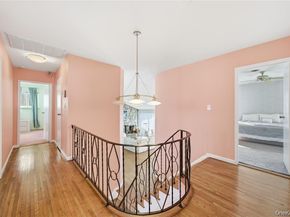 3094 Riverside Drive, Wantagh NY 11793