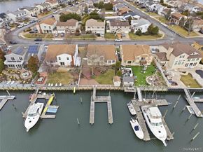 3094 Riverside Drive, Wantagh NY 11793